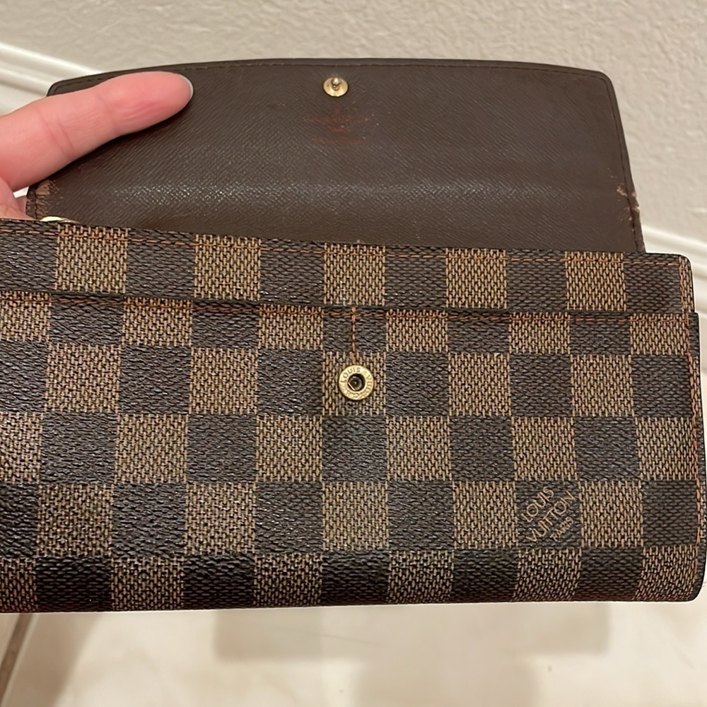 Louis Vuitton DAMIER EBENE Sarah Wallet​​​​​​​ - Picture 9 of 12